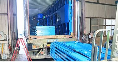 Tri Axle Dropside Trailer will be Sent to Zambia