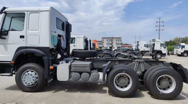 Howo Sinotruk 371 6x4 Tractor Truck for Sale in Zimbabwe