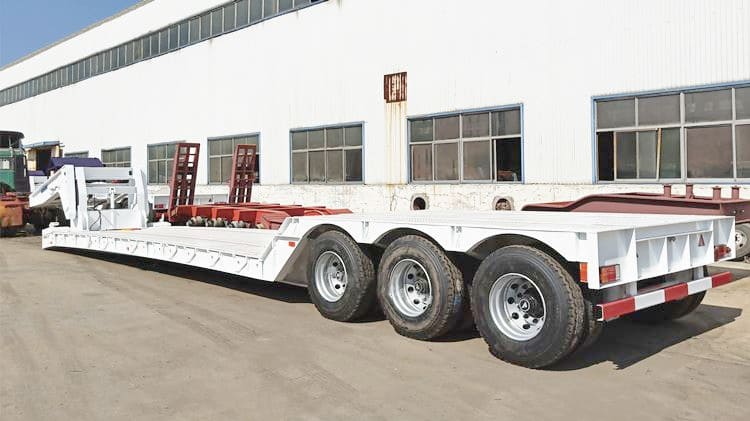 3 Axle Hydraulic Detachable Gooseneck Trailers for Sale in Zimbabwe Mutare