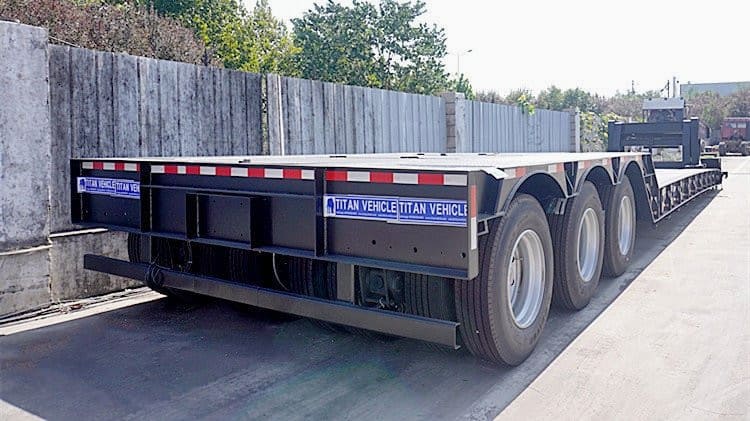China 120 Ton Detachable Gooseneck Trailers for Sale in Zimbabwe Kadoma