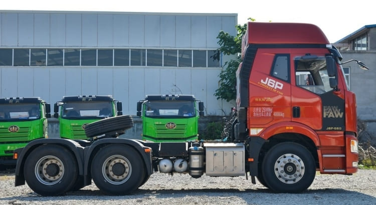 J6P Faw Tractor Head Truck for Sale in Zimbabwe | Faw Near Me | Faw 560hp
