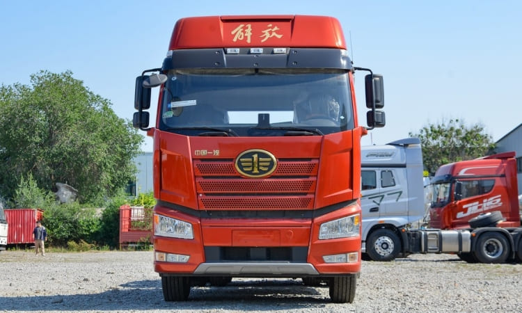 J6P Faw Tractor Head Truck for Sale in Zimbabwe | Faw Near Me | Faw 560hp