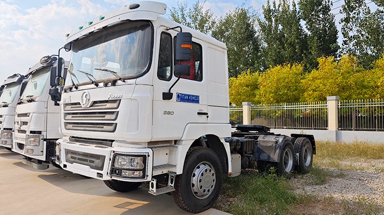 Used Shacman F3000 6x4 Tractor Truck for Sale in Zimbabwe