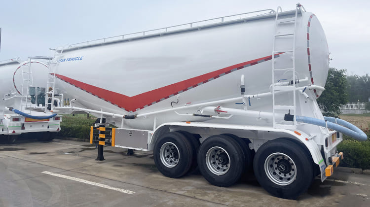 40 CBM Silo Bulker Cement Bulk Tanker Trailer for Sale in Zimbabwe