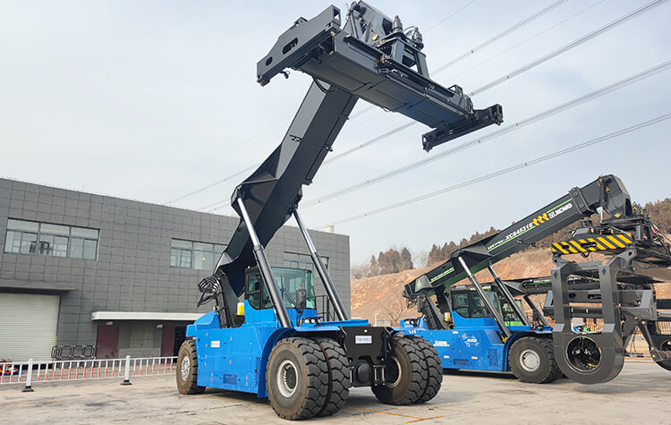 Xcmg Container Reach Stacker Machine for Sale Price in Zimbabwe