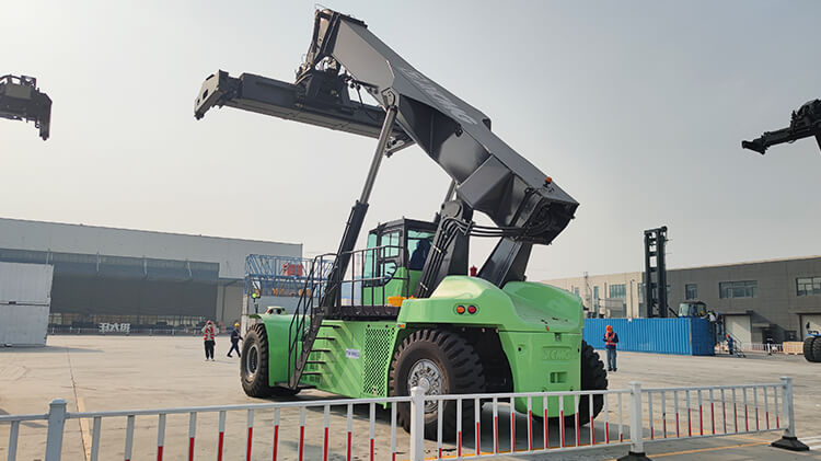 Electric Container Reach Stacker Price in Zimbabwe
