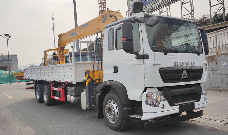 Telescopic Boom Truck Mounted Crane for Sale in Zimbabwe