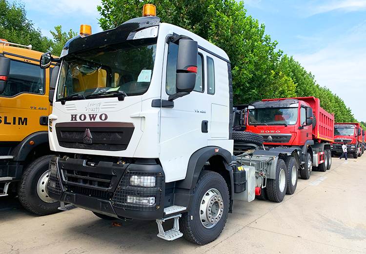 Sinotruk Howo Tx Tractot Truck for Sale in Zimbabwe