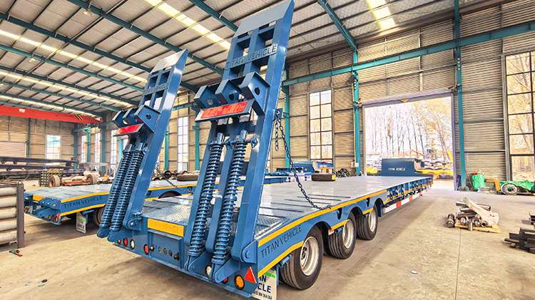 3 axle 80 ton lowbed trailer for sale in Zimbabwe