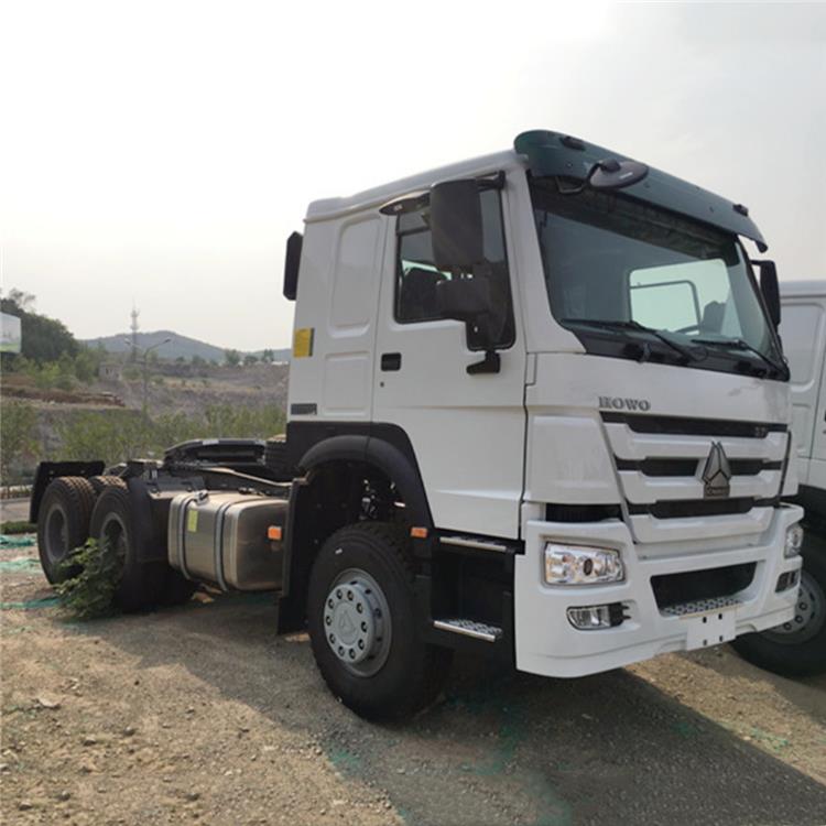 Howo 371Hp Tractor Truck